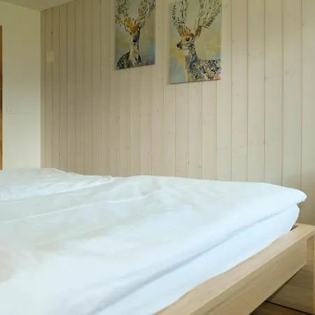 Luna Apartment *